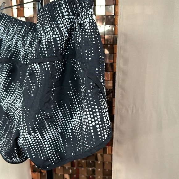 Danskin Now Black & Cream Polka Dot Running Sporty Athletic Athleisure Shorts S - Picture 6 of 9